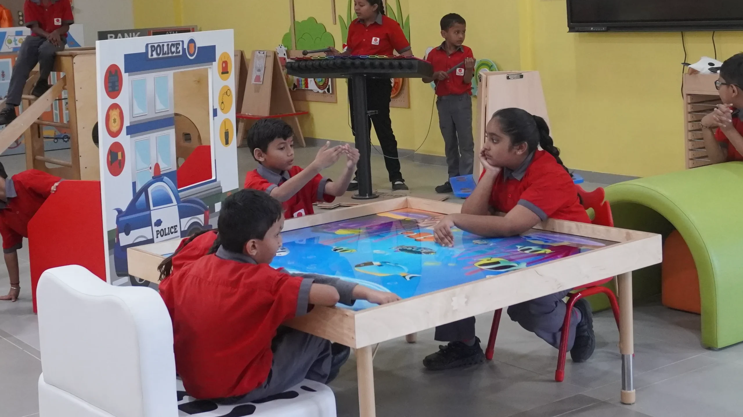 Student-teacher interaction at SSI