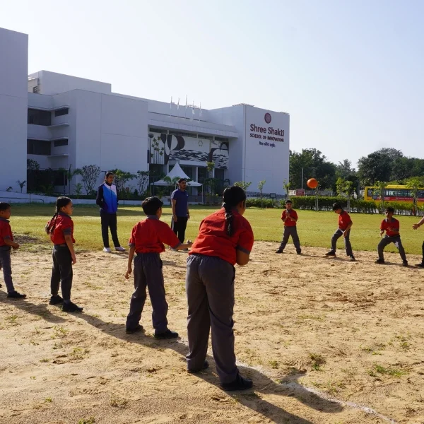 Children exploring nature at SSI