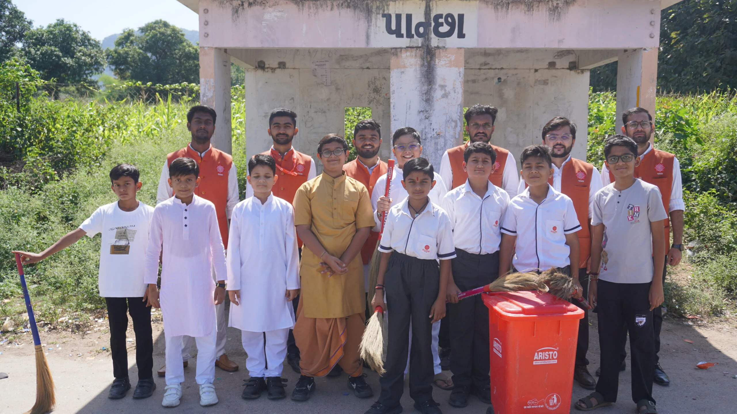 Middle Years students at SSI Ambaji participating in Gandhi Jayanti cleanliness drive with nature as co-teacher